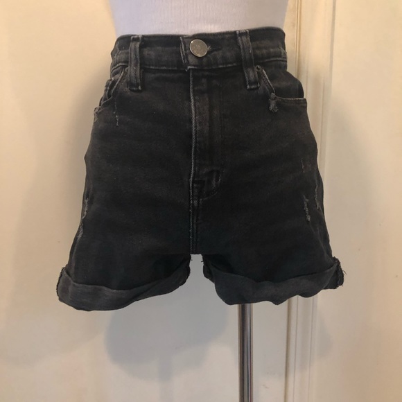 NWOT BDG High Waisted Mom Denim Shorts - Picture 2 of 5